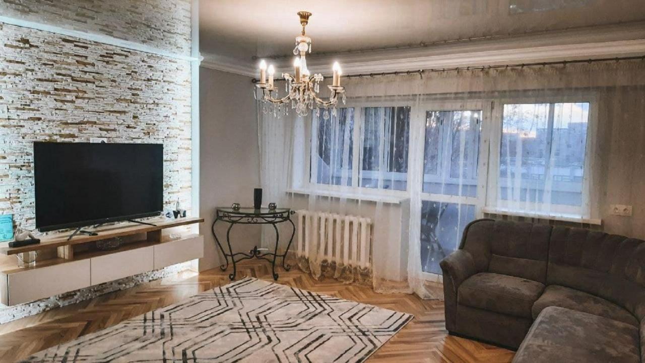 Paulmarie Apartments On Pushkinskaya Brest Exterior photo